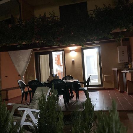 Bilocale Con Giardino Olbia Mare Apartment Exterior photo