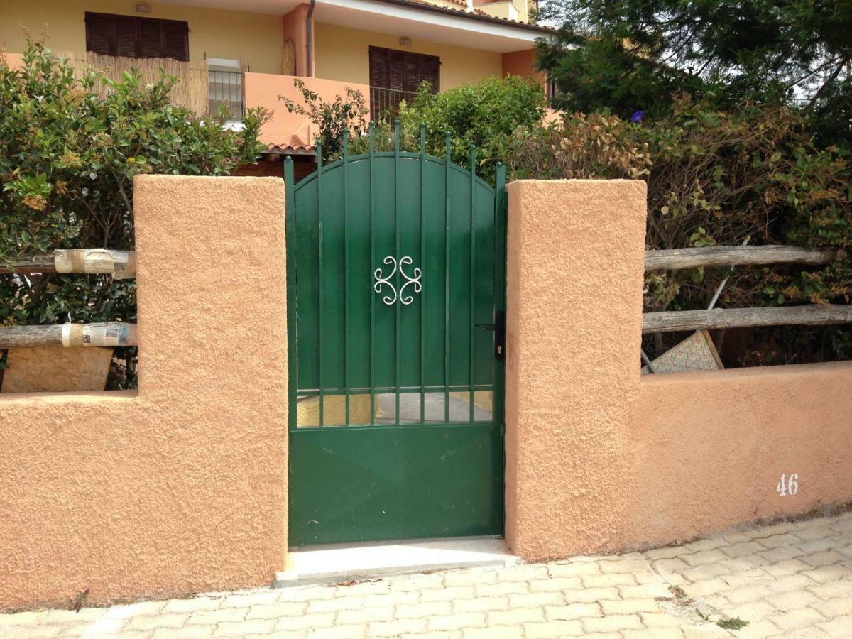 Bilocale Con Giardino Olbia Mare Apartment Exterior photo
